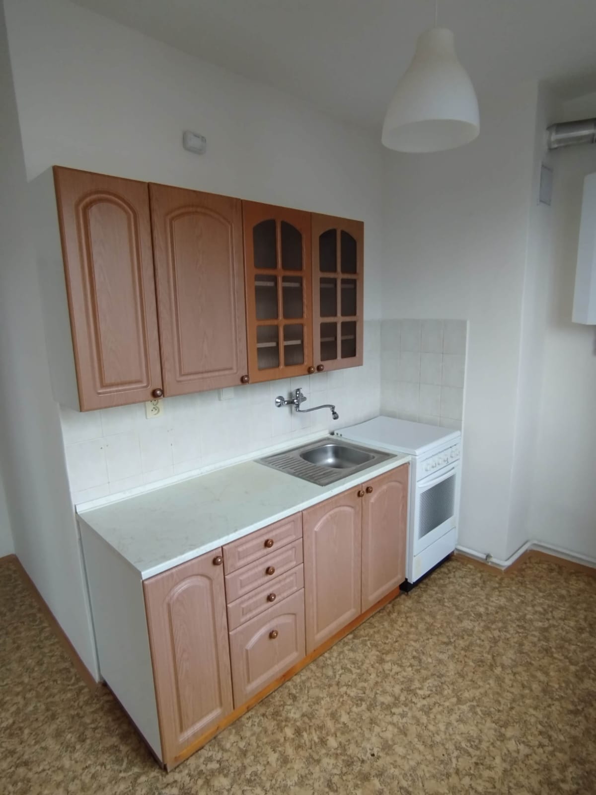 638949240314853897_kuchyň (3).jpg